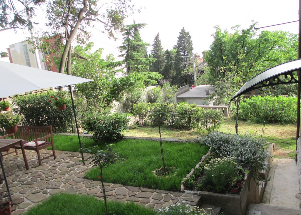 Apartment Villa Edmea Rijeka Eksteriør billede